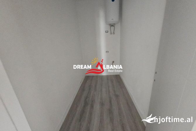 Shtepi ne shitje Apartament ne Tirane, 2+1, Mobilimi Pjeserisht e mobiluar, Pagesa 186,516  Euro.