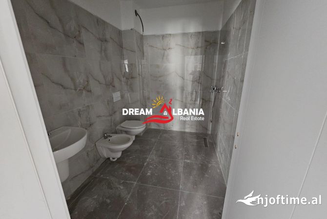 Shtepi ne shitje Apartament ne Tirane, 2+1, Mobilimi Pjeserisht e mobiluar, Pagesa 186,516  Euro.