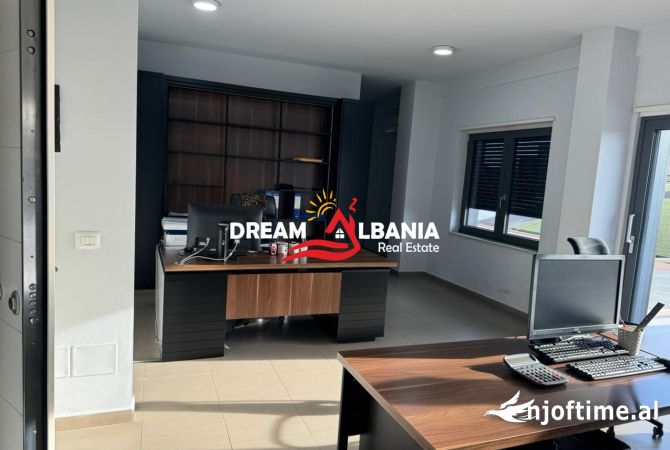 Ambient biznesi me qera 3+1 ne Tirane - 800 Euro