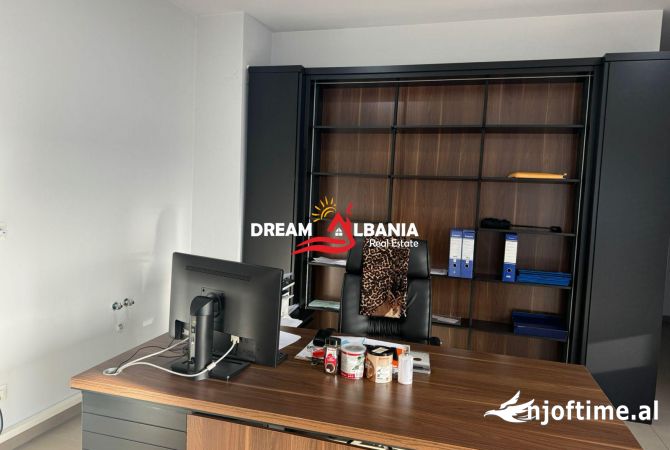 Ambient Biznesi/Zyre me Qera tek Zogu i Zi, prane Ring Center ne Tirane (ID 42611252)