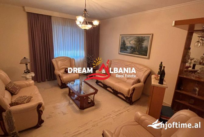 Shtepi me qera 3+1 ne Tirane - 1,000 Euro