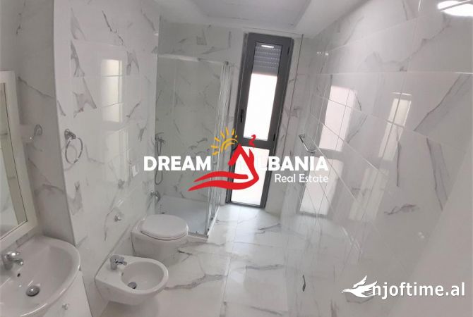 Shtepi me qera Apartament ne Tirane, 2+1, Mobilimi E mobiluar, Pagesa 600  Euro.