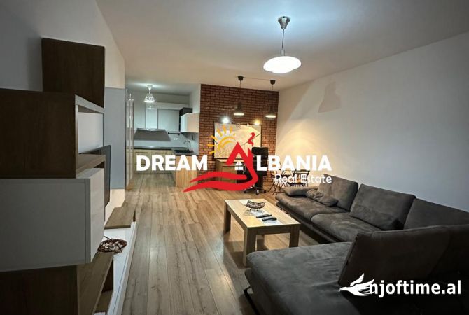 Shtepi me qera 2+1 ne Tirane - 650 Euro