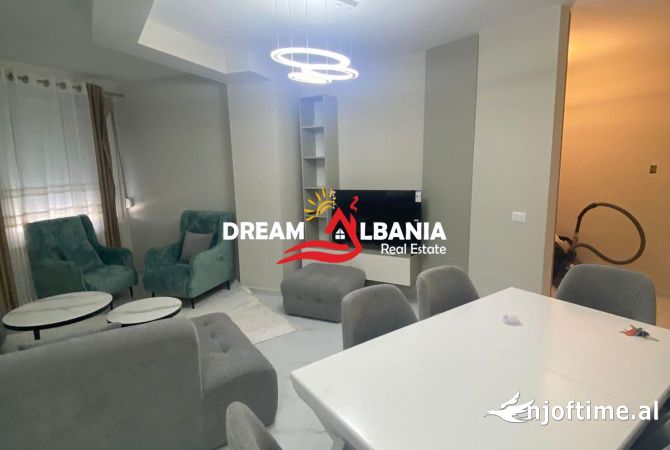 Casa in affitto 2+1 a Tirana - 800 Euro