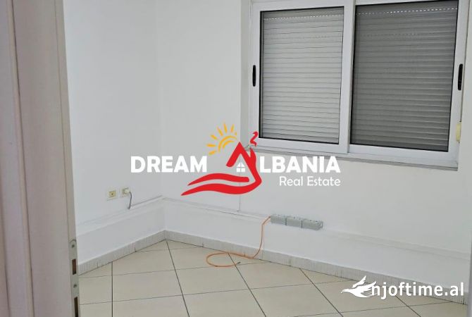 Business Property for Rent 3+1 in Tirana - 750 Euro