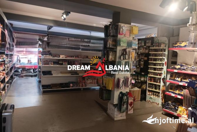 Ambient biznesi me qera 4+1 ne Tirane - 3,000 Euro