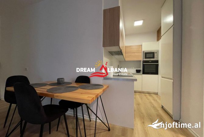 Shtepi me qera Apartament ne Tirane, 1+1, Mobilimi E mobiluar, Pagesa 550  Euro.