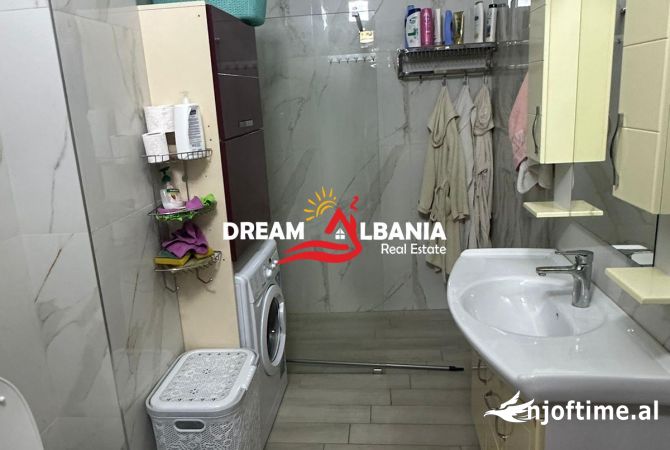 Shtepi me qera Apartament ne Tirane, 2+1, Mobilimi E mobiluar, Pagesa 500  Euro.