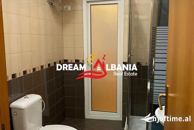 Shtepi me qera Apartament ne Tirane, 2+1, Mobilimi E mobiluar, Pagesa 600  Euro.