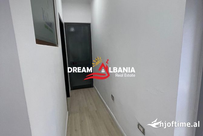 Ambient biznesi ne shitje 1+1 ne Tirane - 92,700 Euro