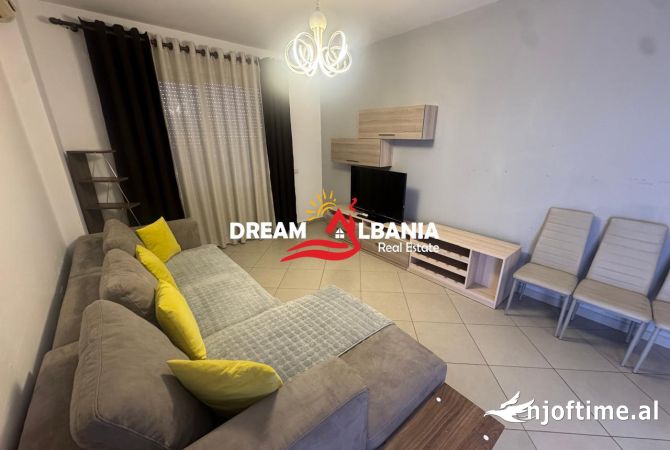 Shtepi me qera 2+1 ne Tirane - 55,000 Leke