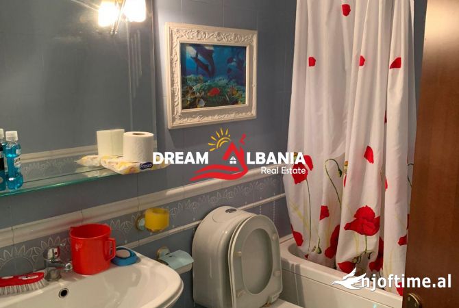 Shtepi me qera Apartament ne Tirane, 2+1, Mobilimi E mobiluar, Pagesa 1,100  Euro.