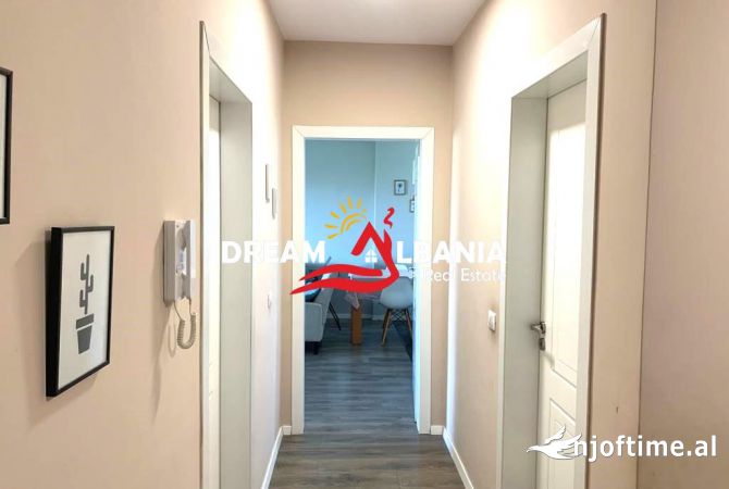 Shtepi ne shitje Apartament ne Tirane, 2+1, Mobilimi Pjeserisht e mobiluar, Pagesa 139,900  Euro.