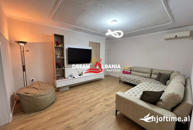 Shtepi ne shitje 3+1 ne Tirane - 230,000 Euro
