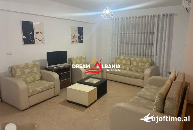 Shtepi me qera Apartament ne Tirane, 2+1, Mobilimi E mobiluar, Pagesa 45,000  Leke.