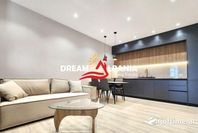 Shtepi ne shitje Apartament ne Tirane, 2+1, Mobilimi E mobiluar, Pagesa 165,000  Euro.