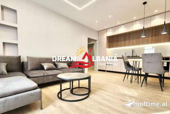 Shtepi ne shitje Apartament ne Tirane, 2+1, Mobilimi E mobiluar, Pagesa 165,000  Euro.