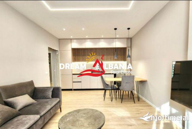 Shtepi ne shitje Apartament ne Tirane, 2+1, Mobilimi E mobiluar, Pagesa 165,000  Euro.