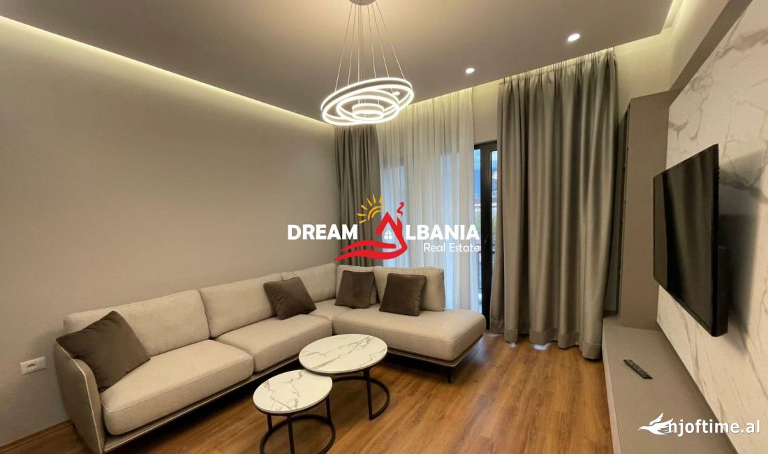 Shtepi me qera Apartament ne Tirane, 2+1, Mobilimi E mobiluar, Pagesa 830  Euro.