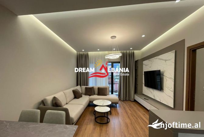 Shtepi me qera Apartament ne Tirane, 2+1, Mobilimi E mobiluar, Pagesa 830  Euro.