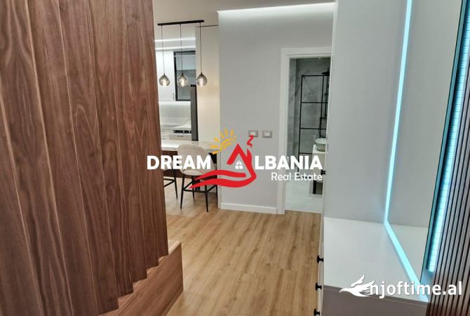 Shtepi me qera Apartament ne Tirane, 2+1, Mobilimi E mobiluar, Pagesa 1,000  Euro.