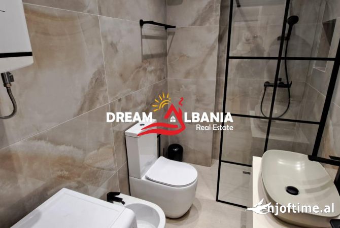 Shtepi me qera Apartament ne Tirane, 2+1, Mobilimi E mobiluar, Pagesa 1,000  Euro.