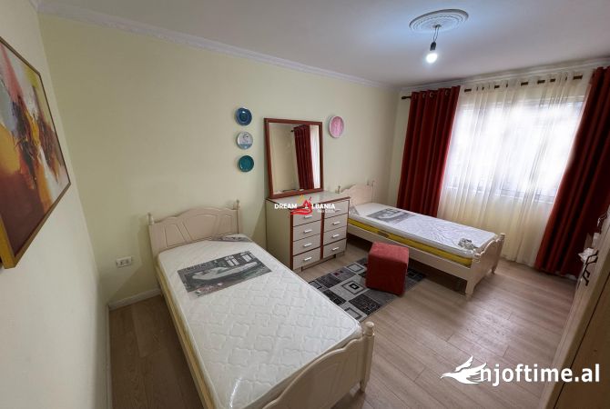 Shtepi me qera 1+1 ne Tirane - 40,000 Leke