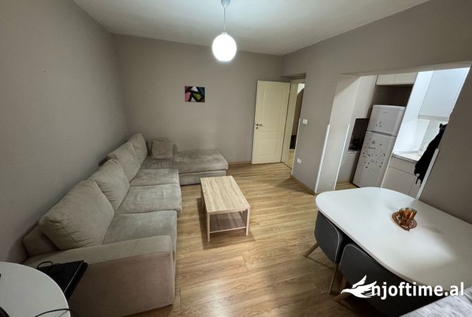 Shtepi me qera 1+1 ne Tirane - 500 Euro