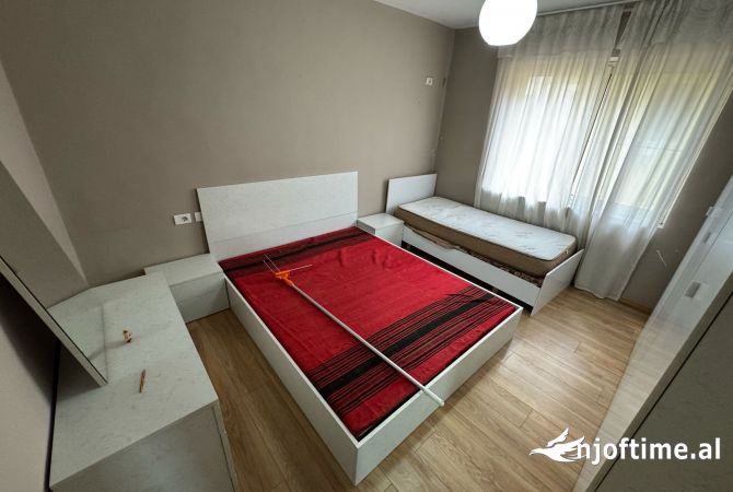 Shtepi me qera Apartament ne Tirane, 1+1, Mobilimi E mobiluar, Pagesa 500  Euro.