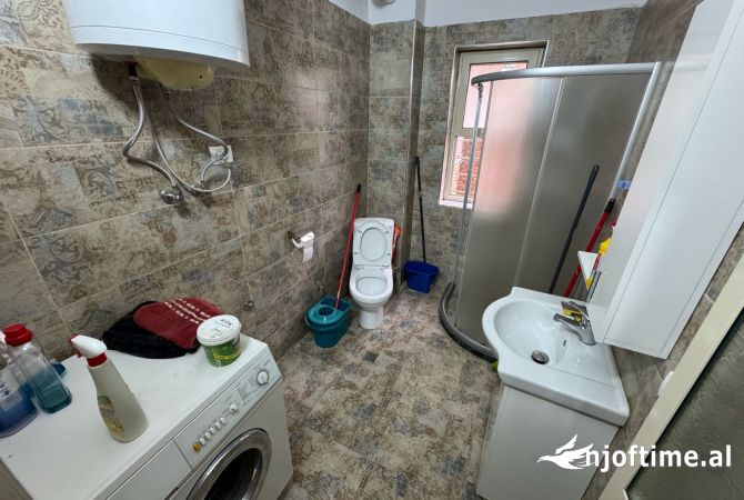 Shtepi me qera Apartament ne Tirane, 1+1, Mobilimi E mobiluar, Pagesa 500  Euro.
