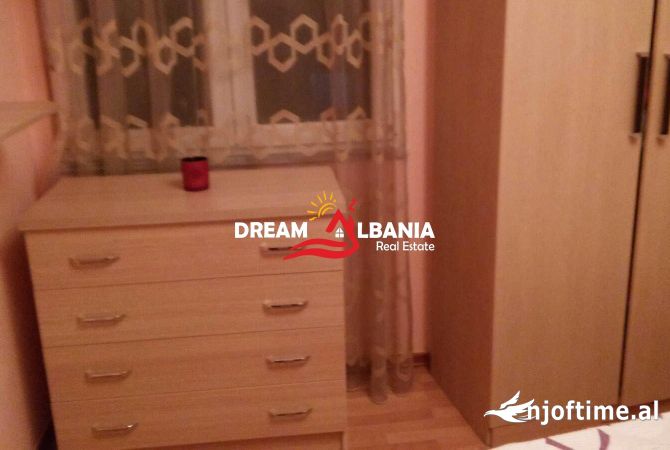 Shtepi me qera Apartament ne Tirane, 1+1, Mobilimi E mobiluar, Pagesa 450  Euro.