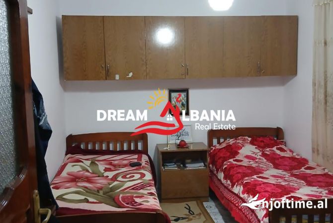 Shtepi me qera 2+1 ne Tirane - 550 Euro