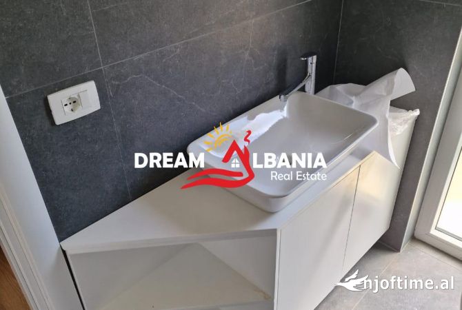Shtepi me qera 2+1 ne Tirane - 1,100 Euro