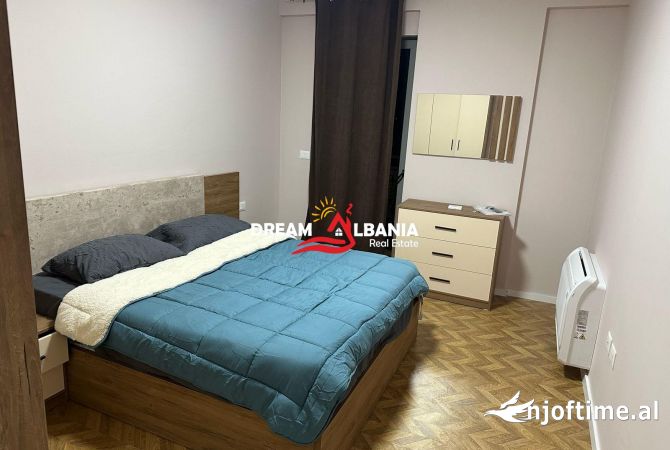 Shtepi me qera Apartament ne Tirane, 1+1, Mobilimi E mobiluar, Pagesa 550  Euro.