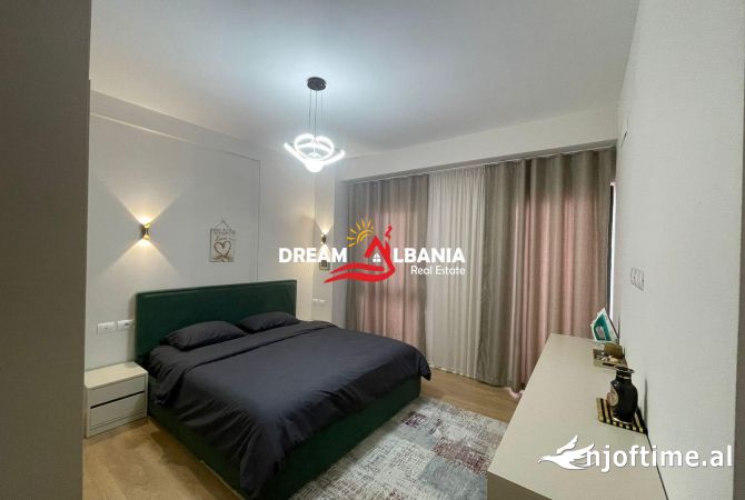 Shtepi ne shitje Apartament ne Tirane, 2+1, Mobilimi E mobiluar, Pagesa 350,000  Euro.