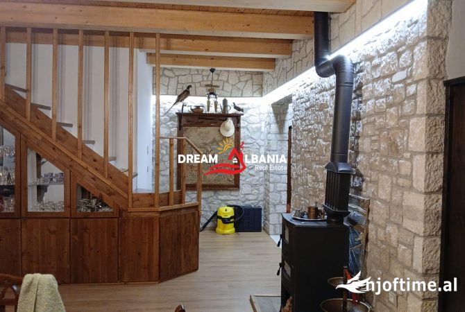 Shtepi me qera 3+1 ne Tirane - 1,000 Euro