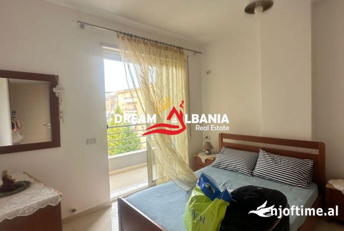 Shtepi me qera Apartament ne Tirane, 2+1, Mobilimi E mobiluar, Pagesa 500  Euro.