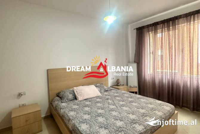 Shtepi ne shitje Apartament ne Tirane, 2+1, Mobilimi E mobiluar, Pagesa 180,000  Euro.