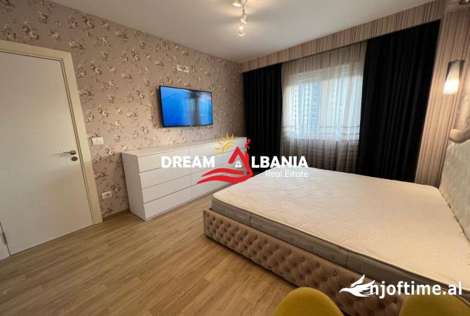 Shtepi ne shitje Apartament ne Tirane, 2+1, Mobilimi E mobiluar, Pagesa 220,000  Euro.