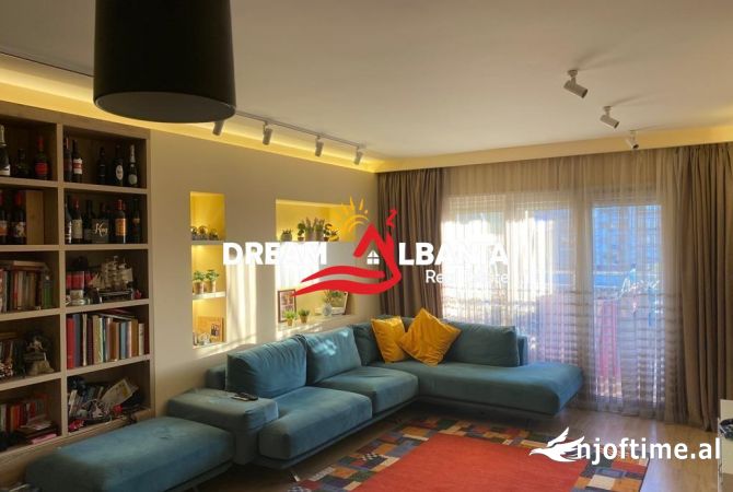 Shtepi ne shitje Apartament ne Tirane, 2+1, Mobilimi E mobiluar, Pagesa 220,000  Euro.