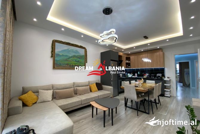 Shtepi ne shitje 2+1 ne Tirane - 182,000 Euro