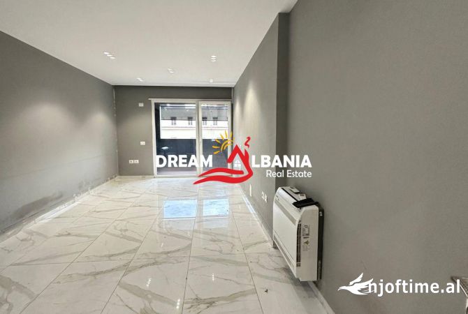 Ambjent zyre me qera tek Kompleksi Panorama, Tirane (ID 42611198)