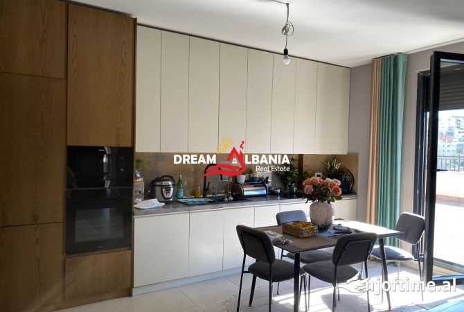 Shtepi ne shitje 2+1 ne Tirane - 285,000 Euro