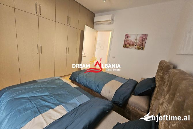 Shtepi ne shitje Apartament ne Tirane, 2+1, Mobilimi E mobiluar, Pagesa 282,000  Euro.