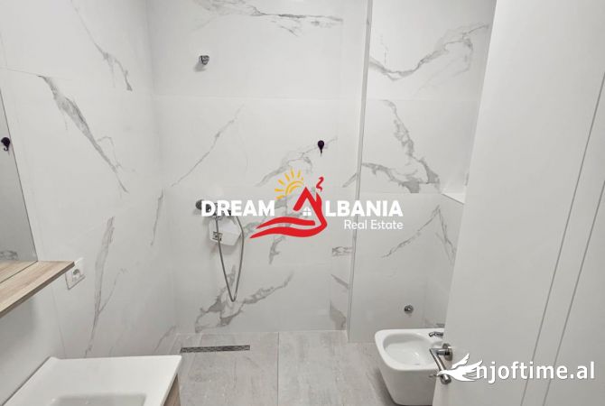 Shtepi ne shitje Apartament ne Tirane, 2+1, Mobilimi E mobiluar, Pagesa 282,000  Euro.