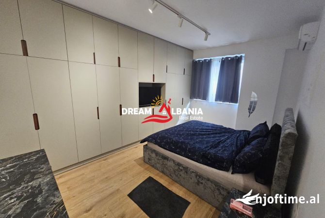 Shtepi ne shitje Apartament ne Tirane, 2+1, Mobilimi E mobiluar, Pagesa 282,000  Euro.