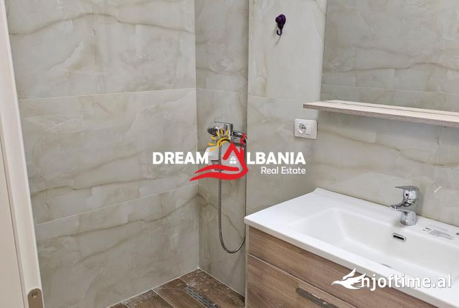Shtepi ne shitje Apartament ne Tirane, 2+1, Mobilimi E mobiluar, Pagesa 282,000  Euro.