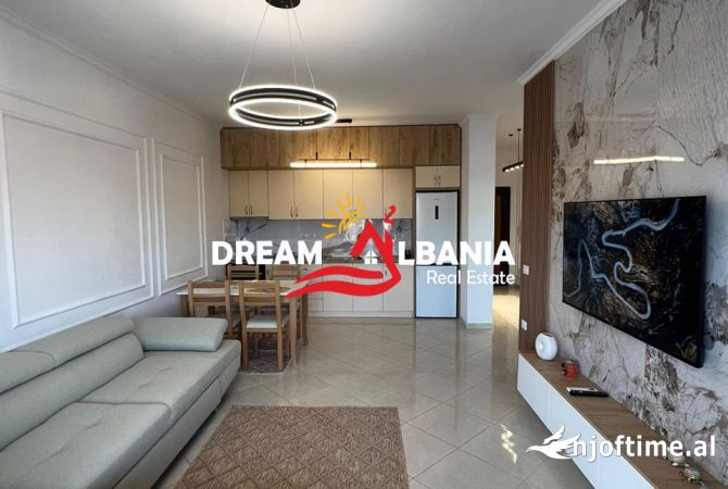 Shtepi ne shitje Apartament ne Tirane, 2+1, Mobilimi E mobiluar, Pagesa 143,000  Euro.