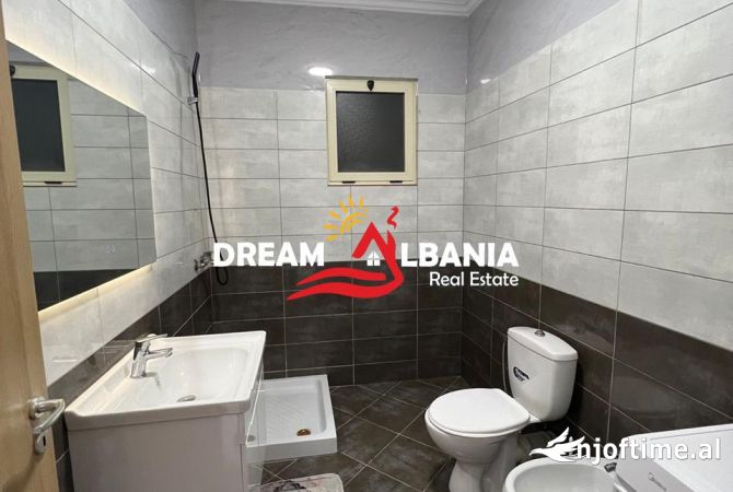 Shtepi ne shitje Apartament ne Tirane, 2+1, Mobilimi E mobiluar, Pagesa 143,000  Euro.