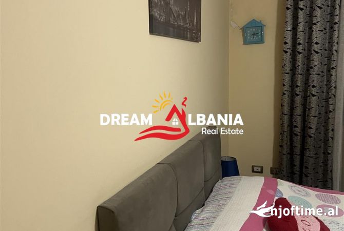 Shtepi ne shitje Apartament ne Tirane, 2+1, Mobilimi E mobiluar, Pagesa 125,000  Euro.